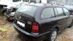 Skoda Octavia Combi 1.6i 2001 - Para Peças - 6