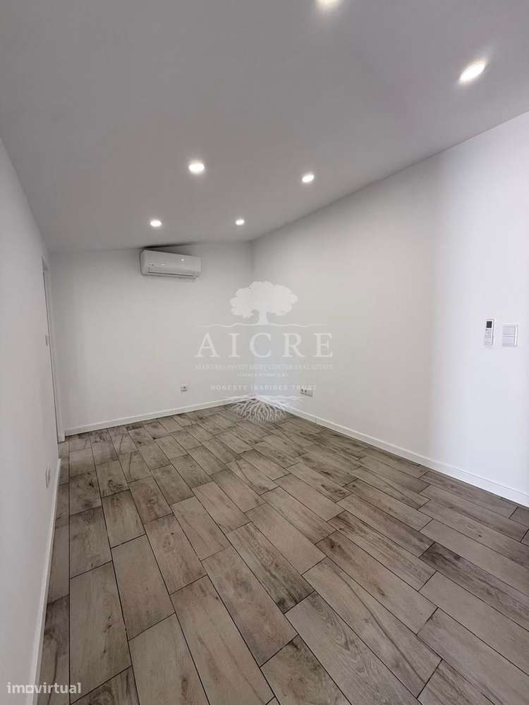 Moradia T2 Térrea Totalmente Remodelada em Selmes – Vidigueira-11