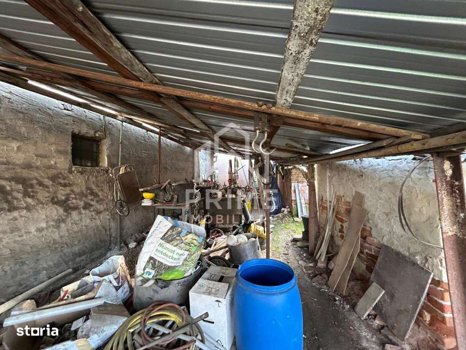 Teren 500 MP + constructie demolabila - Central (se accepta schimburi) - Imagine principală: 4/5