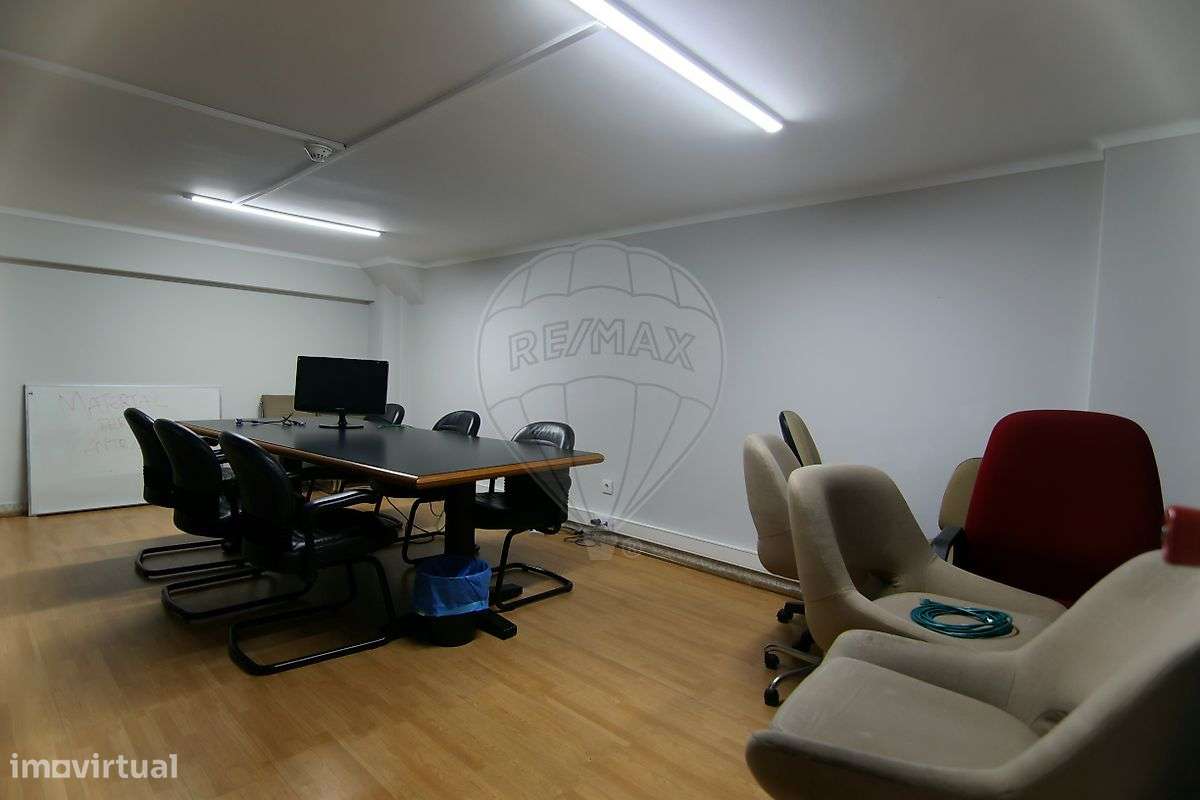 Escritório  para arrendamento - Grande imagem: 5/8