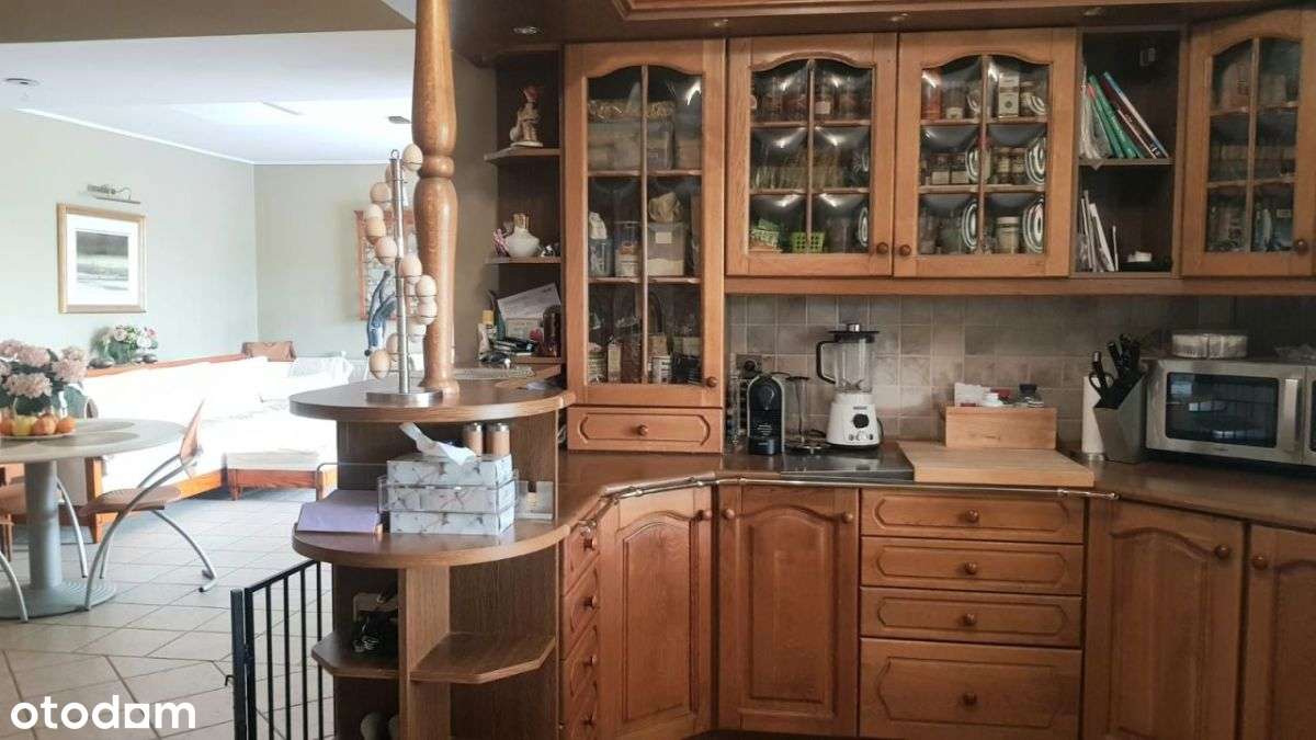 Piękny dom w wyjątkowym miejscu-7