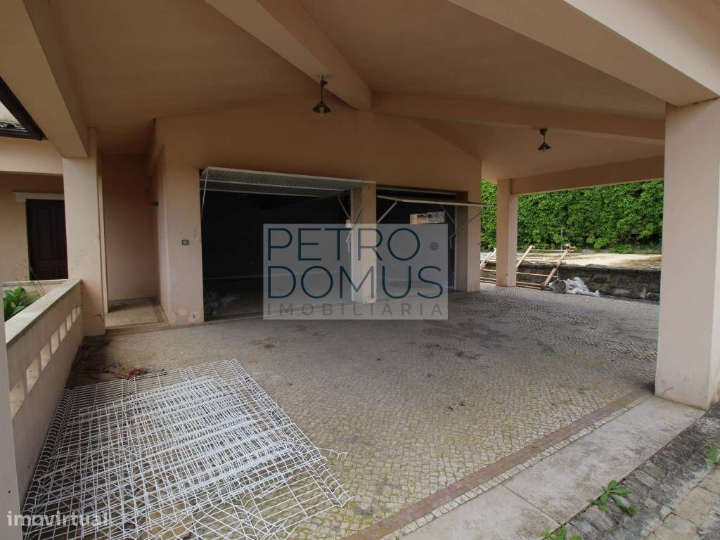 MORADIA UNIFAMILIAR EM LOTE DE 1760 m2, LEIRIA - Grande imagem: 5/40