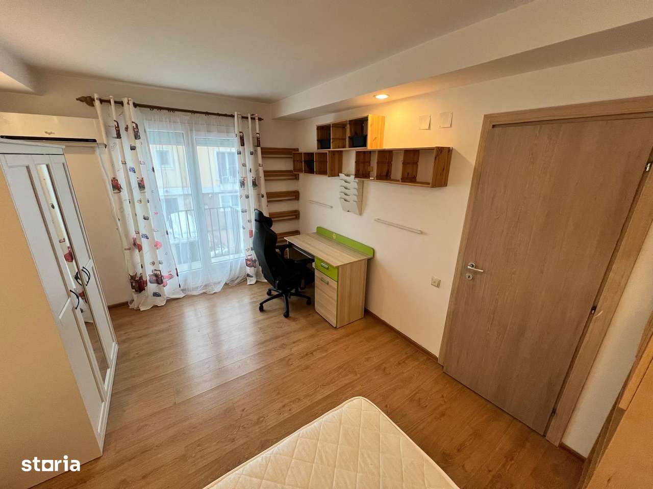 COSMOPOLIS - Vila Tip N, mobilata si utilata-13