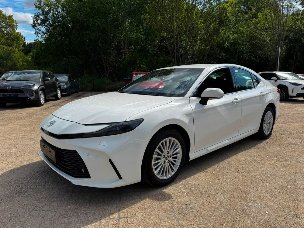 Toyota Camry 2.5 Hybrid Dynamic Force Comfort e-CVT 2026