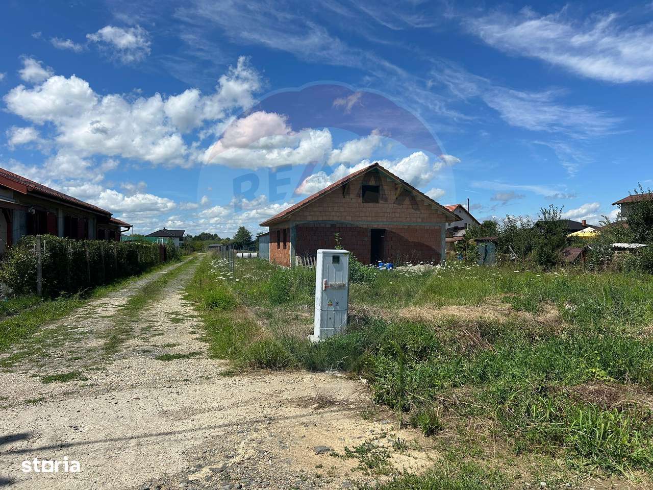 Casa 90m2 cu hala 120 m2 si 8 ari de teren de vanzare in CATALINA - Imagine principală: 1/15