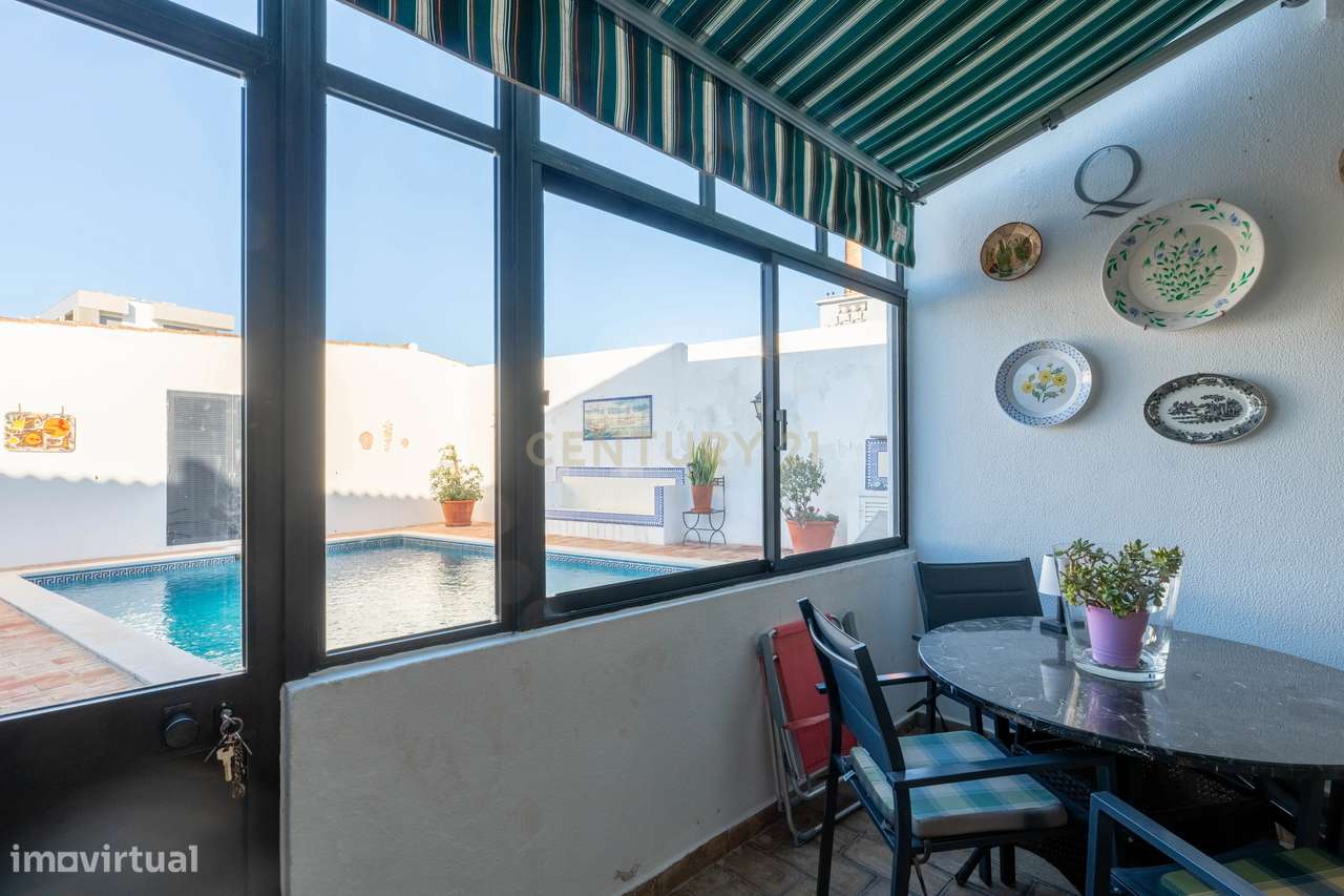 Oportunidade Rara: Moradia com Piscina e 3097m² de Terreno em Almancil-38