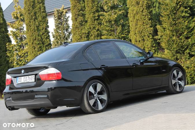 BMW Seria 3 320d - 15