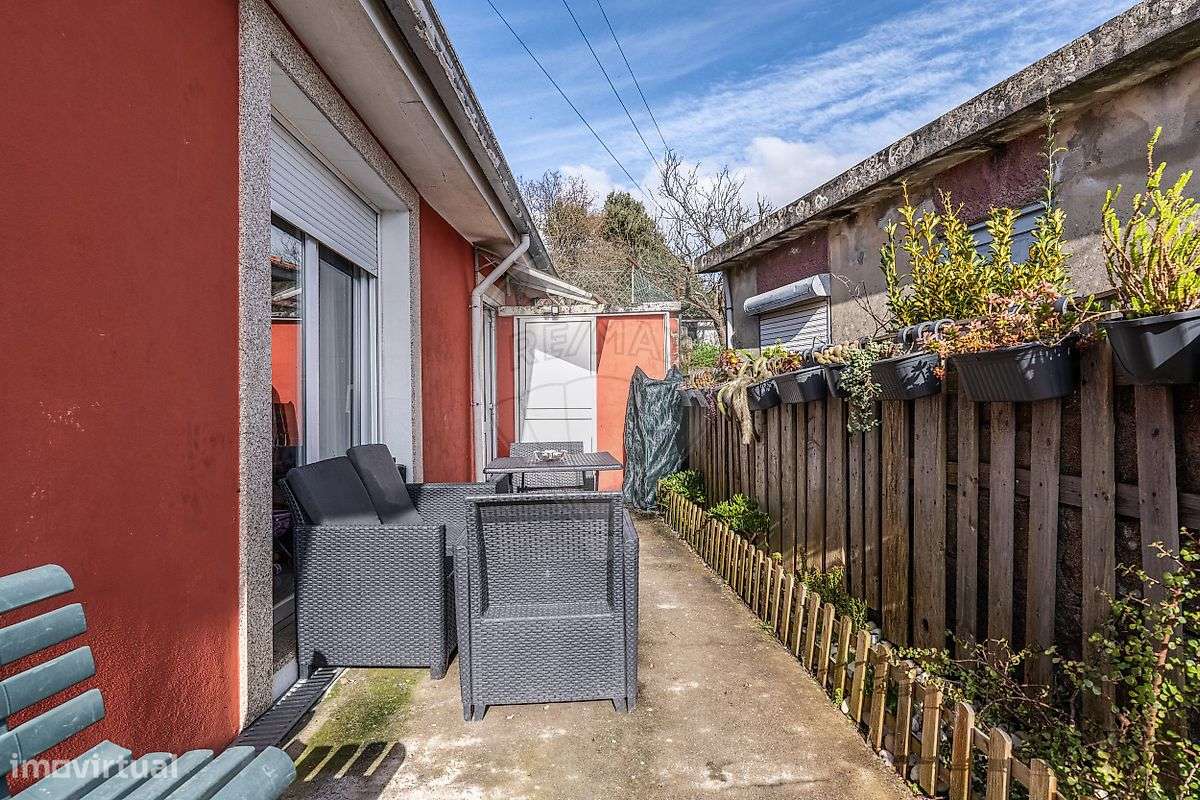 Moradia T2 para venda-15