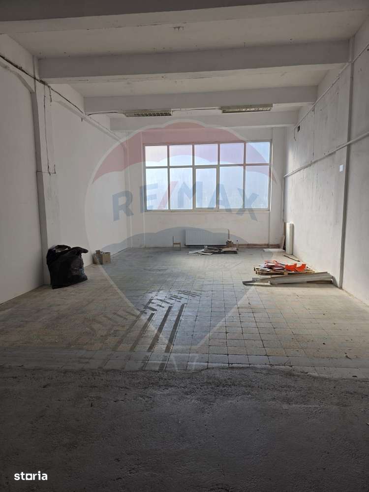 Spatiu multifunctional parter 216 mp Baicului platforma industriala - Imagine principală: 2/7