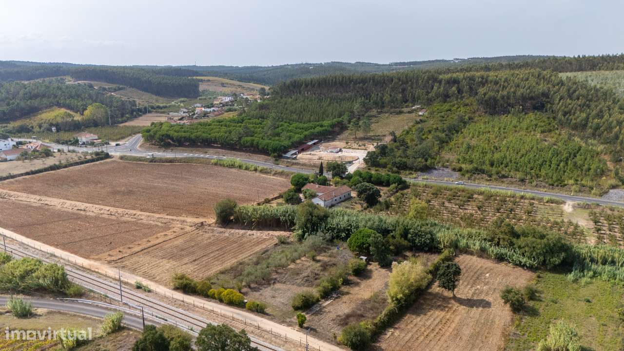 Moradia T4-52