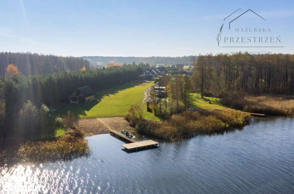 dom na Mazurach nad jeziorem, linia brzegowa