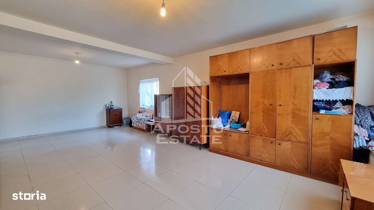 Casa individuala situata in zona Mehala - Imagine principală: 2/20