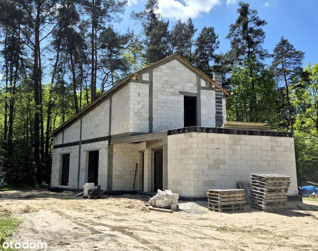 Dom inny niż wszystkie przy samym lesie - Pełny obrazek: 4/10