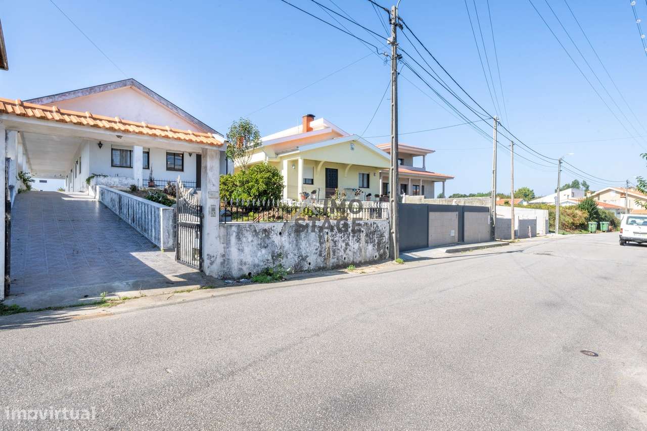Moradia Térrea com Terreno 1.200m2 Excelente Oportunidade em Espinho-23