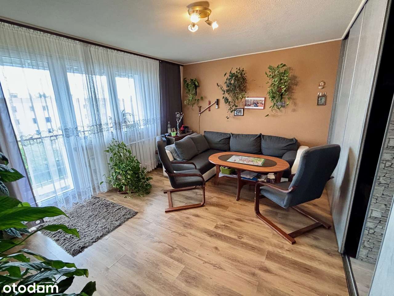 3 pokojowe mieszkanie na Widzewie, zielona okolica, dobra lokalizacja-0