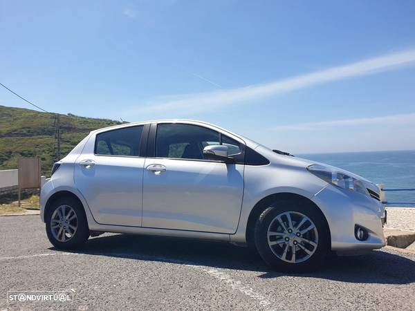 Toyota Yaris 1.0 VVT-i Comfort +PS Style +P.Techno - 12