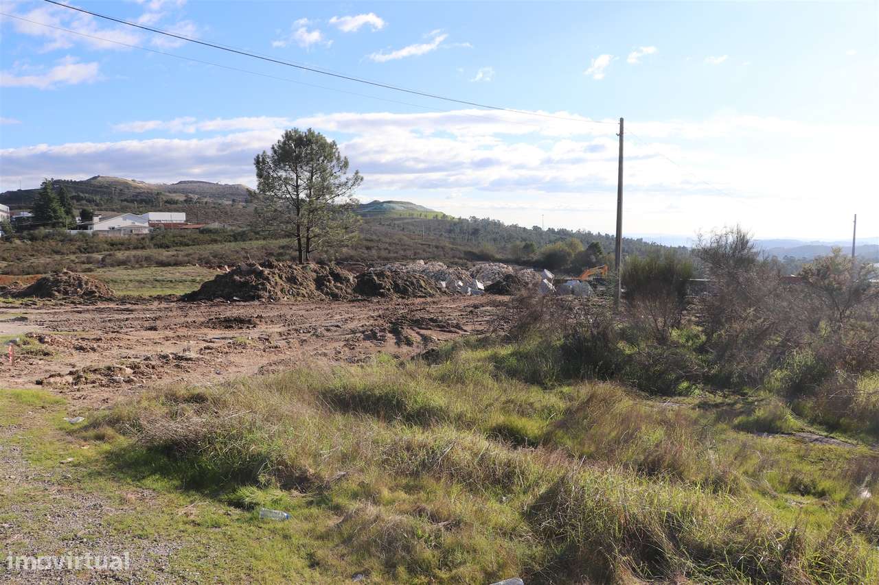 Lote de Terreno  Venda em Lustosa e Barrosas (Santo Estêvão),Lousada - Grande imagem: 5/14