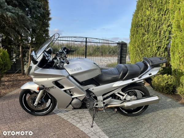 Yamaha FJR - 14