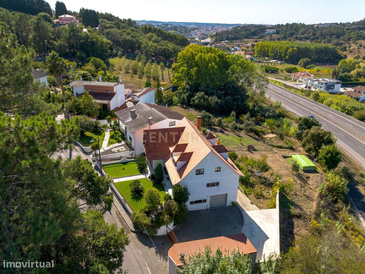 Moradia T6 com terreno em Pousos, Leiria - Grande imagem: 4/30