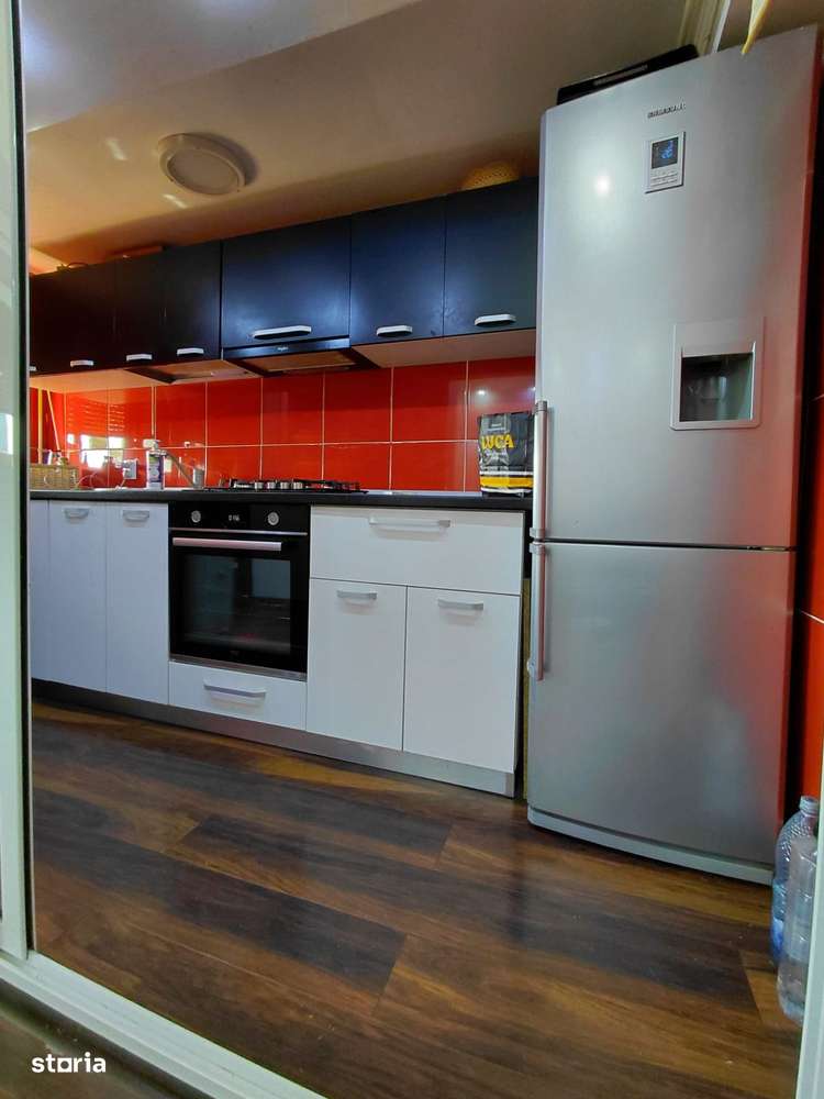 Vanzare mansarda pe 2 niveluri, in Galati, zona Piata Energiei - Imagine principală: 4/8