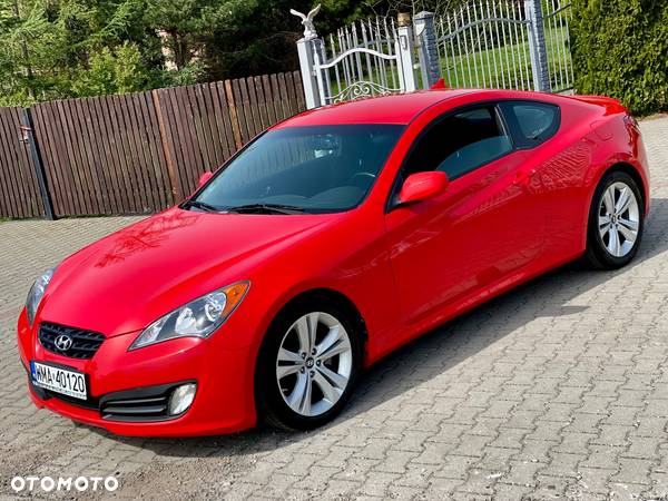 Hyundai Genesis Coupe - 2