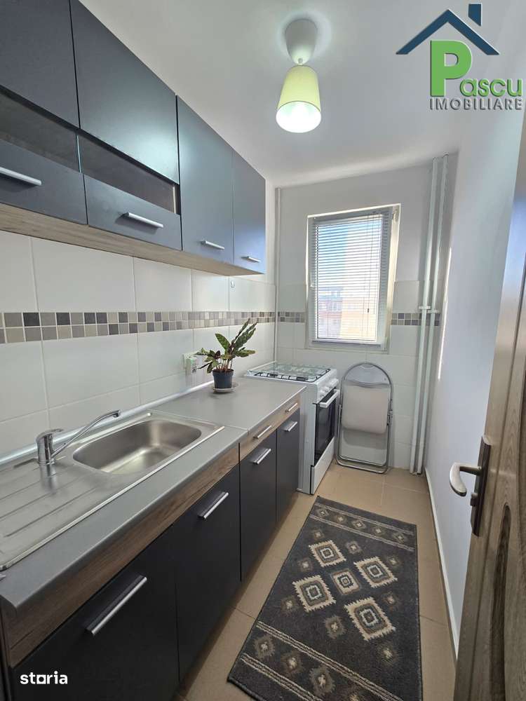 2 camere Eroii Revolutiei, int. Targu Frumos, mobilat, 37 mpu-6