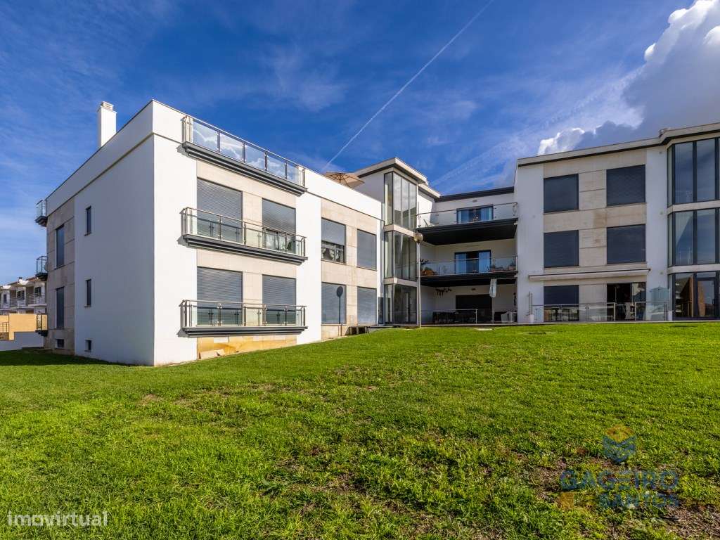 Espaçoso apartamento T3 com terraço privativo - São Martinho do Porto-49