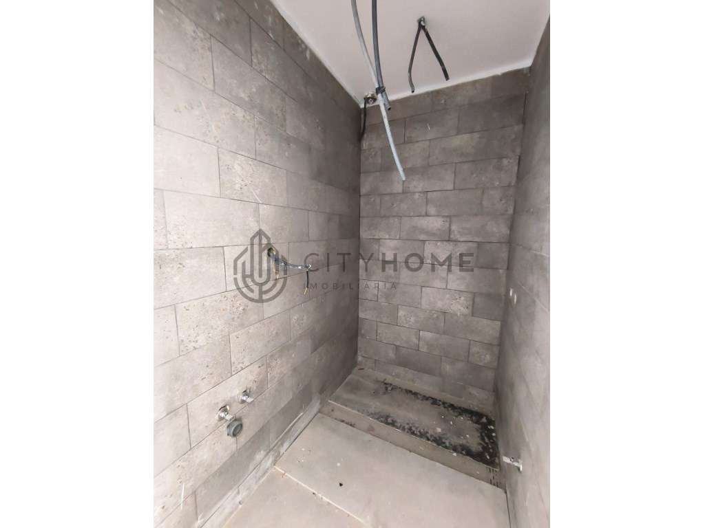 Moradia T1 em recuperação - Grande imagem: 5/20