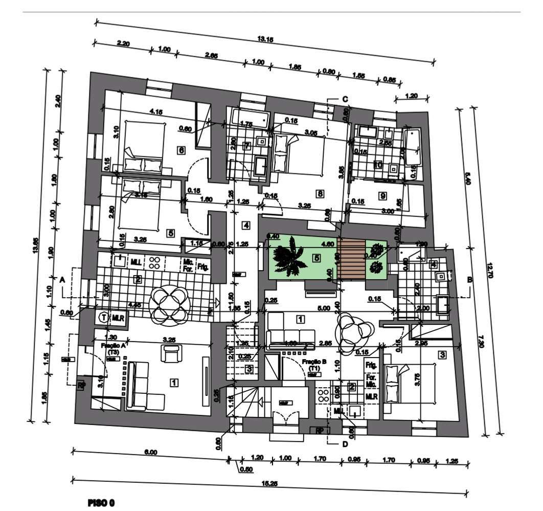 Prédio no Coração Histórico de Almada: Renovação Total c/ Projeto Apro - Grande imagem: 4/10