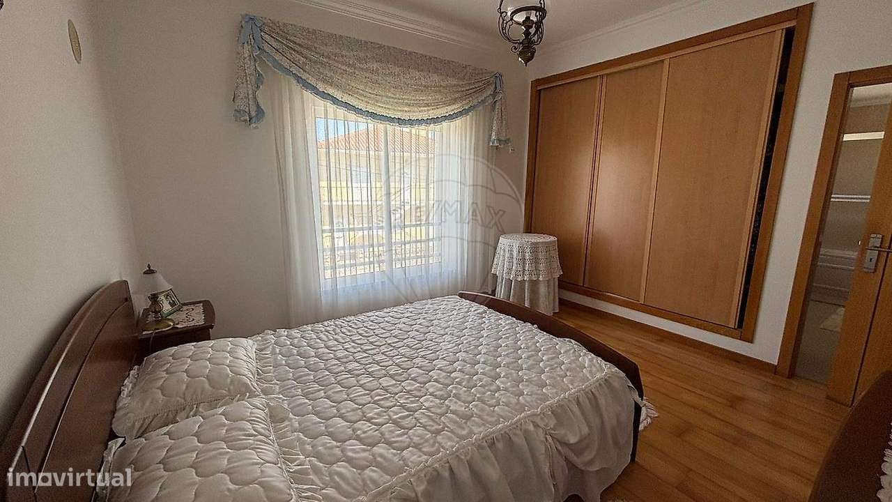 Moradia T3 para venda-10