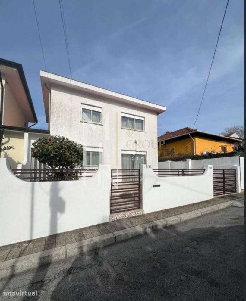 Arrendamento – Moradia T3+1 mobilada com cave, garagem, r/c e 1º andar - Grande imagem: 3/11