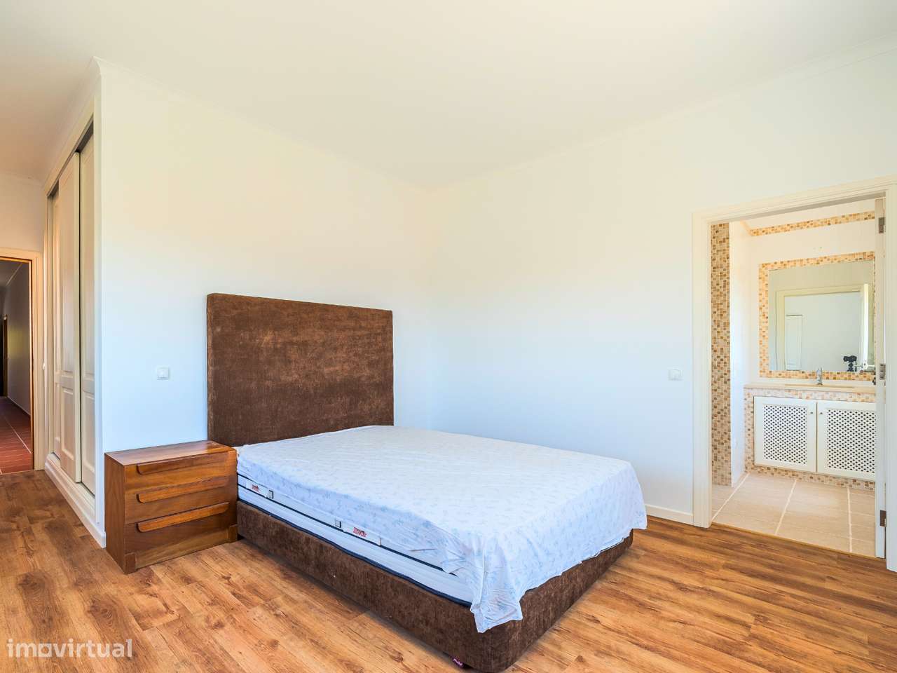 Moradia T4 inserida em propriedade com 9.680 m²-30