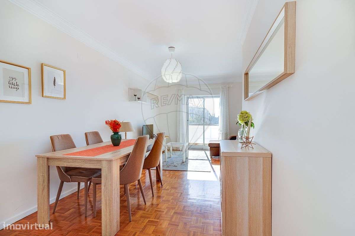 ApartamentoT2 em São João do Estoril, Alapraia - Grande imagem: 4/21