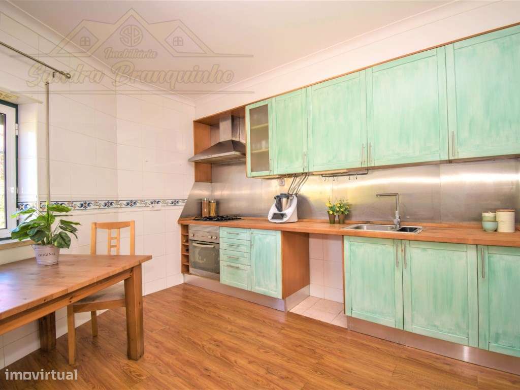 Apartamento T2 com garagem a 10min da praia-19