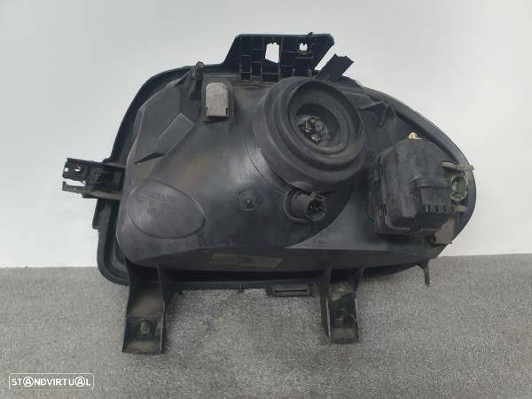 Otica / Farol Dto Renault Clio Ii (Bb_, Cb_) - 2