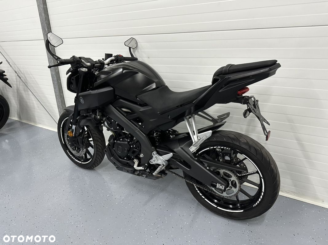 Yamaha MT - 7