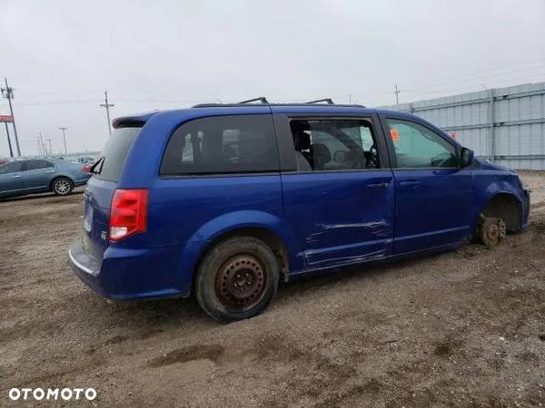 Dodge Grand Caravan 3.6 R/T - 6