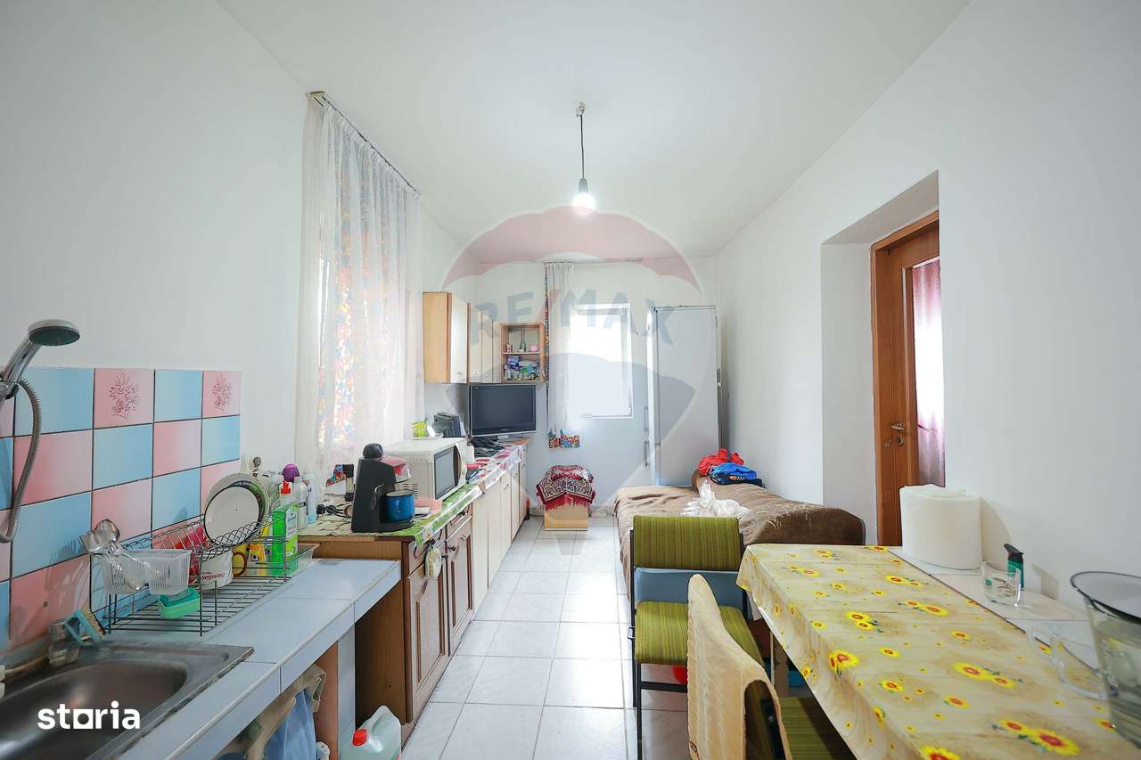 De vânzare casă cu 3 camere și teren 3205 mp în Sânnicolau Român - Imagine principală: 3/12