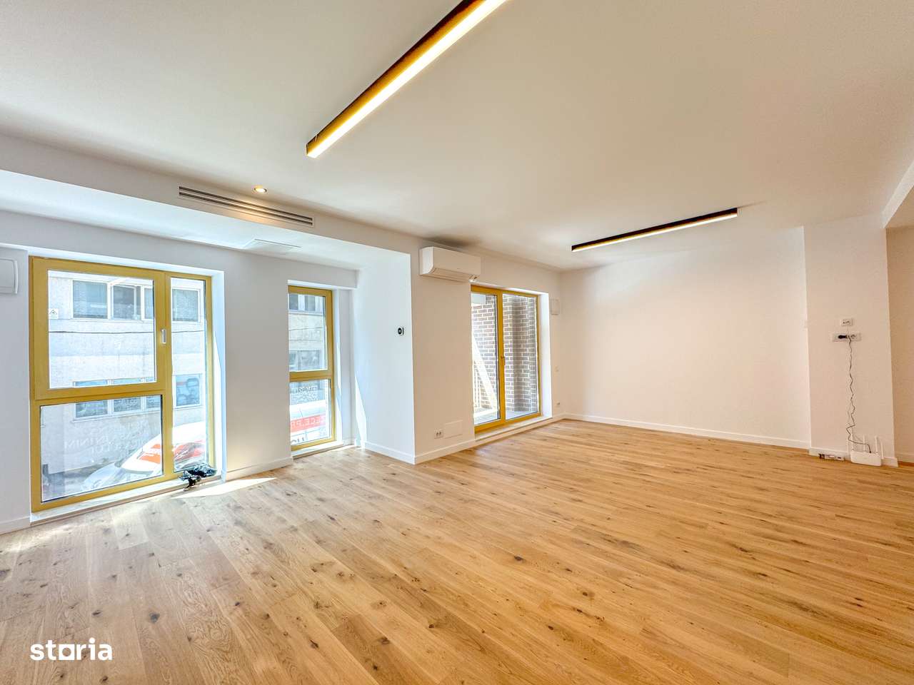 Spatiu Birouri/Comercial - Bulevardul Unirii - Sector 3 - 58 MP - NOU - Imagine principală: 2/12