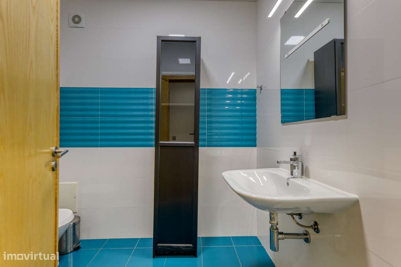Apartamento T2, piscina e lugar de estacionamento - S Martinho Porto-27
