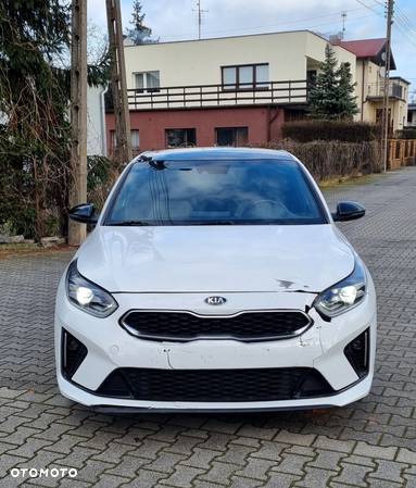 Kia Ceed 1.4 T-GDI DCT OPF GT Line - 2