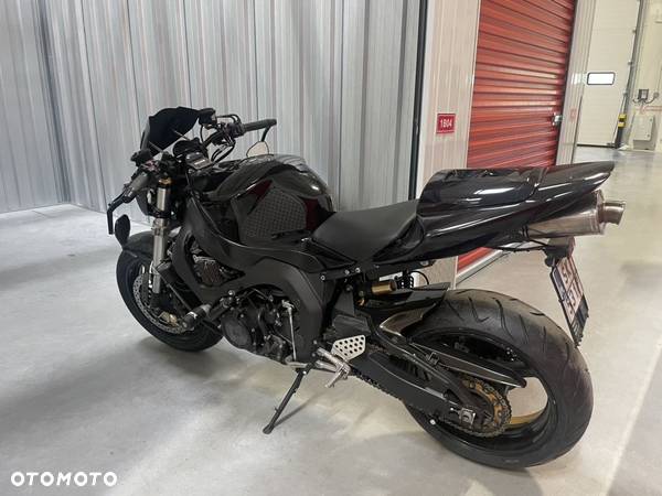 Honda CBR - 8