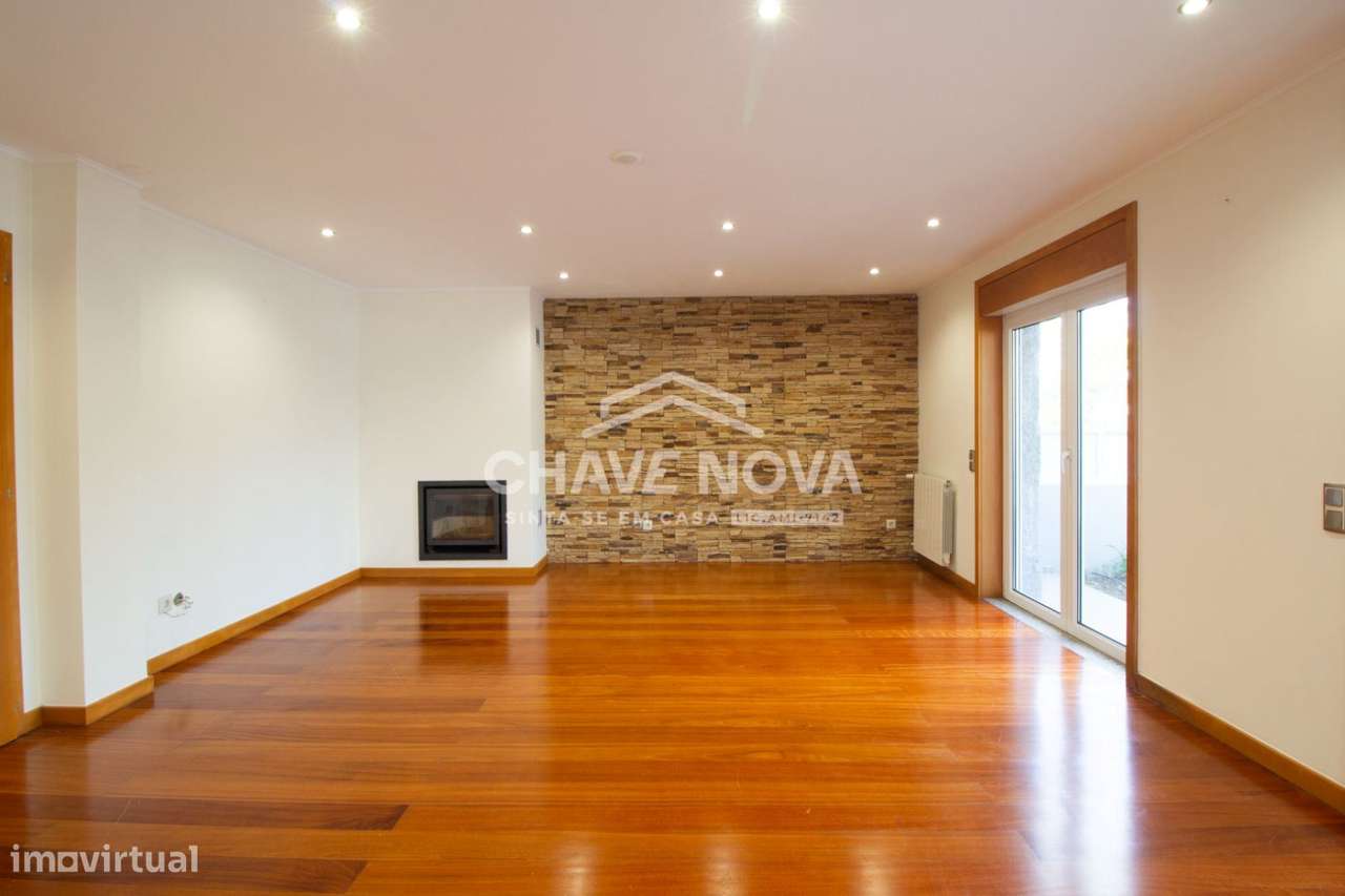 Moradia Isolada T4 em Valongo - Grande imagem: 4/25