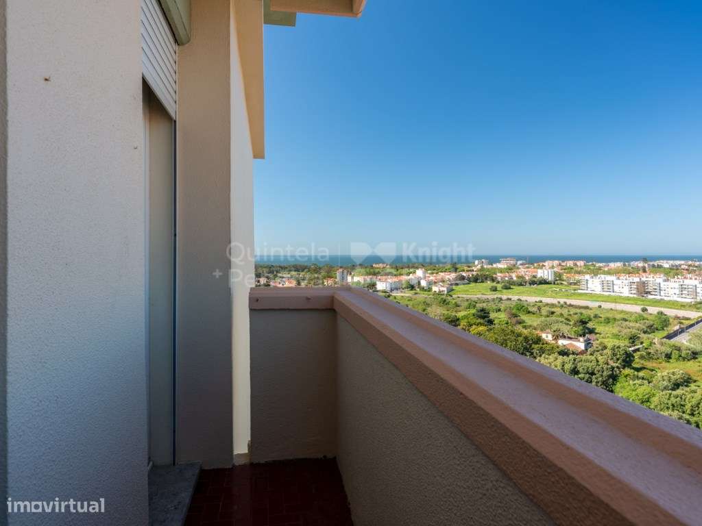 Apartamento T3 com estacionamento e vista sobre o mar em Oeiras - Grande imagem: 1/34