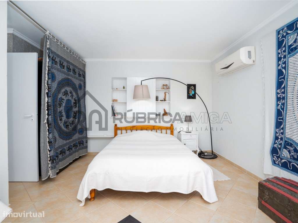 Moradia térrea de 3 quartos e piscina-38