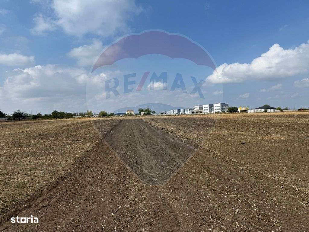 Teren Isalnita 400 mp - Imagine principală: 2/6