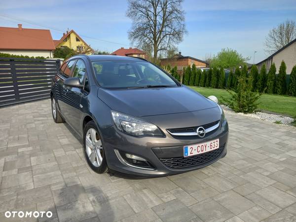 Opel Astra IV 1.7 CDTI Cosmo - 12