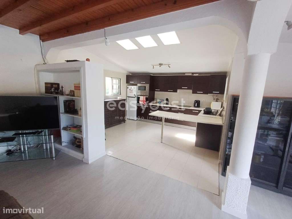 Quinta V4 com terreno de 2,95Ha. situada perto da Serra da Arrábida - Grande imagem: 5/59