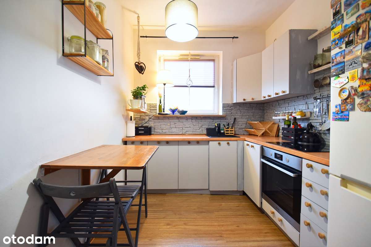 Przestronne 2 pokoje | Loggia | Garaż | Cisza w samym Centrum!-8