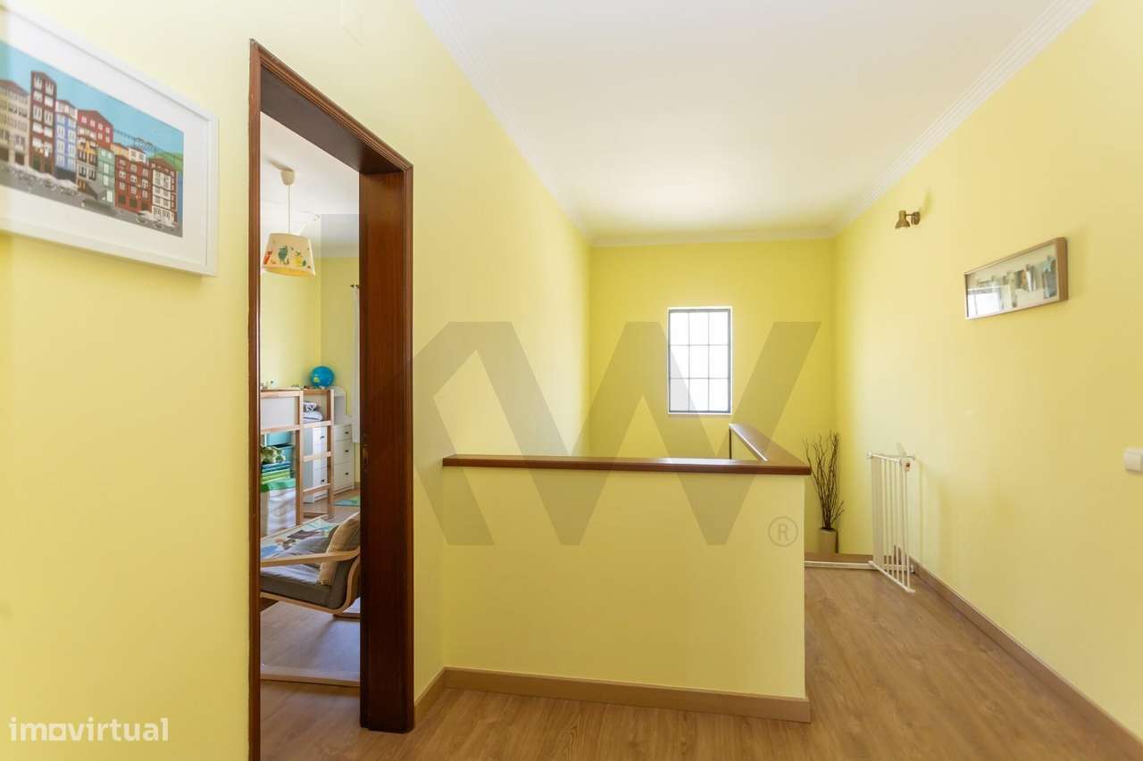 Moradia T4 na Moita – Zona do Palheirão | Excelente Exposição Solar-44